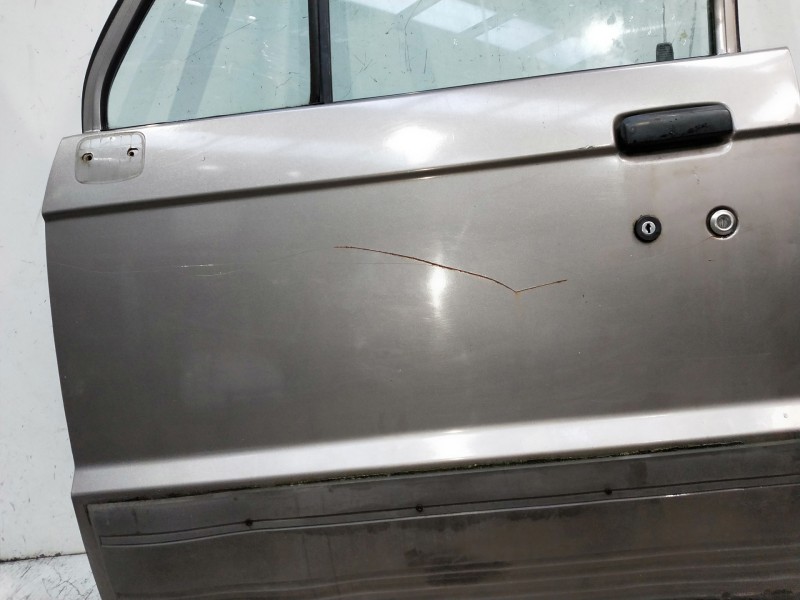 Recambio de puerta delantera izquierda para isuzu trooper referencia OEM IAM   6P
