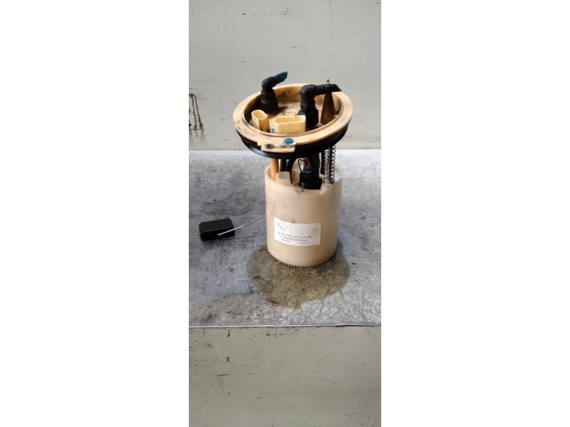 Recambio de bomba combustible para volkswagen golf vii lim. advance bluemotion referencia OEM IAM 28206718  