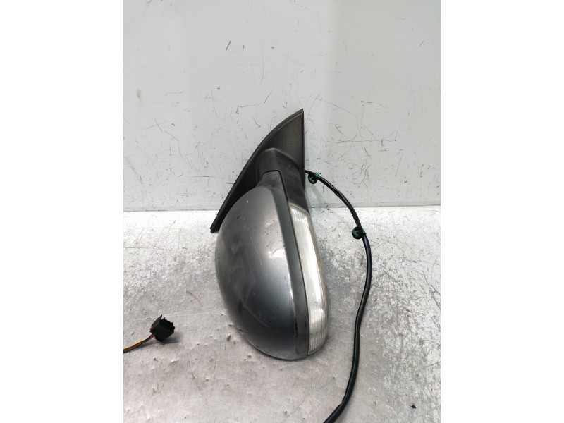 Recambio de retrovisor derecho para volkswagen passat berlina (3c2) referencia OEM IAM ELÉCTRICO 1 ENCHUFE 6 CABLES