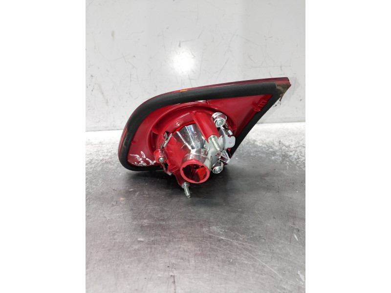 Recambio de piloto trasero izquierdo interior para volkswagen passat berlina (3c2) referencia OEM IAM   