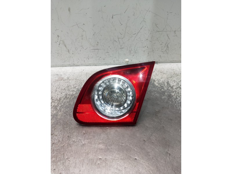 Recambio de piloto trasero derecho interior para volkswagen passat berlina (3c2) referencia OEM IAM   