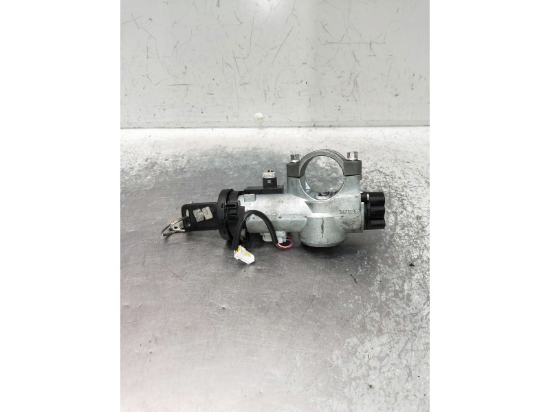 Recambio de conmutador de arranque para nissan cabstar 09.06 referencia OEM IAM N0502662 34731068 