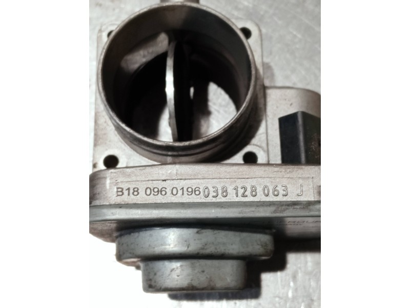 Recambio de caja mariposa para volkswagen caddy ka/kb (2k) referencia OEM IAM 038128063J  