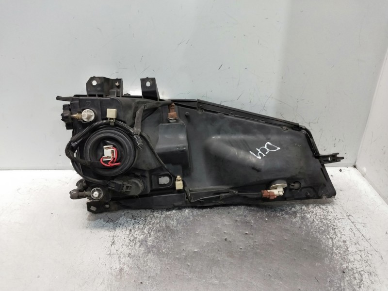 Recambio de faro derecho para nissan cabstar 09.06 referencia OEM IAM 89314241 26010MB400 