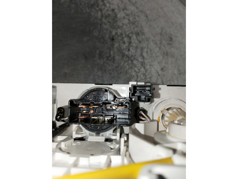 Recambio de mando calefaccion / aire acondicionado para nissan cabstar 09.06 referencia OEM IAM 27510MB41A  