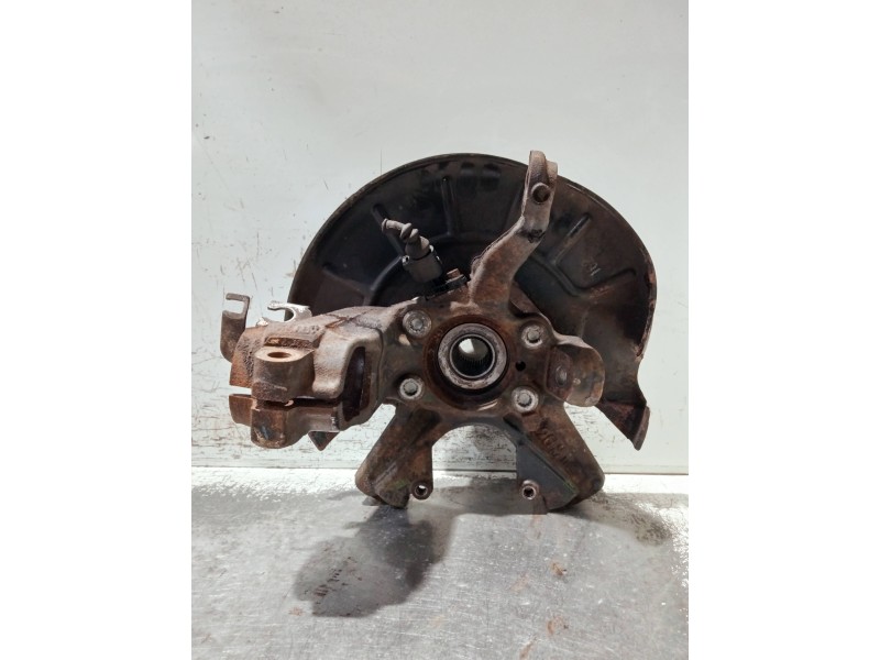 Recambio de mangueta delantera derecha para volkswagen caddy ka/kb (2k) referencia OEM IAM 1K0615312F  