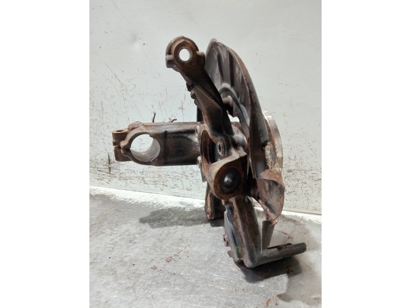 Recambio de mangueta delantera derecha para volkswagen caddy ka/kb (2k) referencia OEM IAM 1K0615312F  
