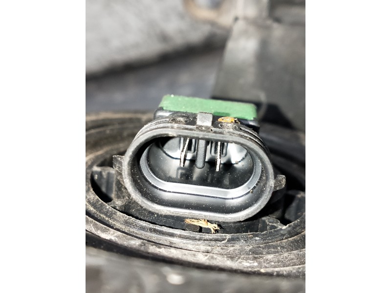 Recambio de faro derecho para toyota rav 4 (a3) referencia OEM IAM   