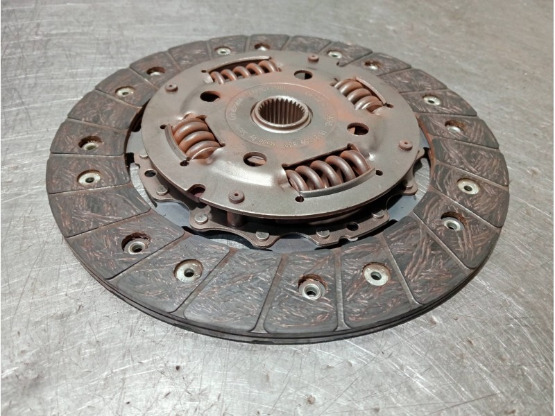 Recambio de kit embrague para volkswagen caddy ka/kb (2k) referencia OEM IAM 3082001168  