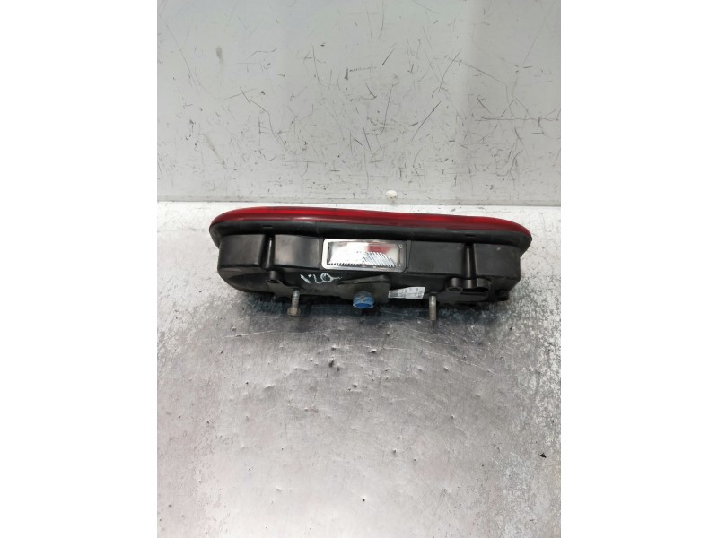 Recambio de piloto trasero izquierdo para nissan cabstar 09.06 referencia OEM IAM 265559X126 152290 
