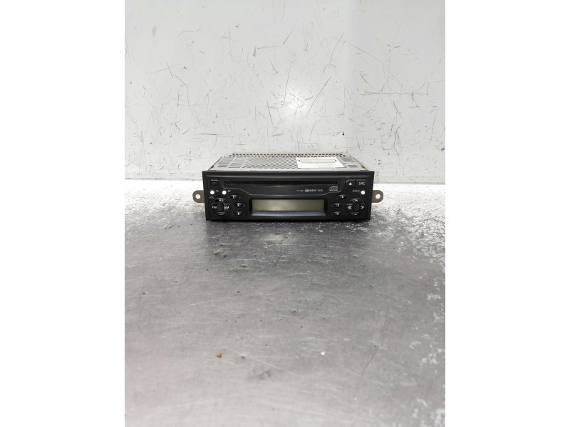 Recambio de sistema audio / radio cd para nissan cabstar 09.06 referencia OEM IAM 28185MB40A  