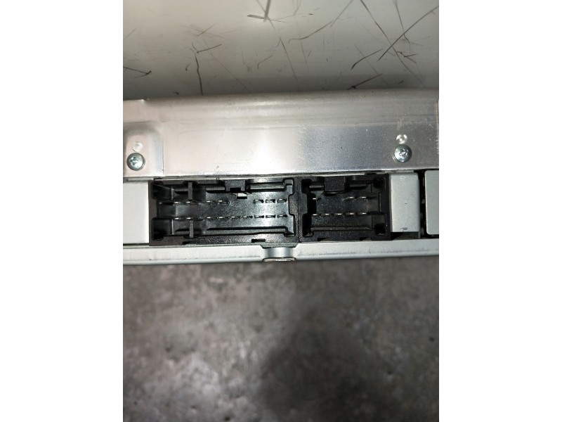 Recambio de sistema audio / radio cd para nissan cabstar 09.06 referencia OEM IAM 28185MB40A  