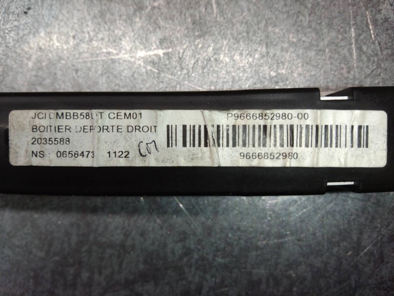 Recambio de pantalla multifuncion para citroen c4 picasso millenium referencia OEM IAM 9666852980  