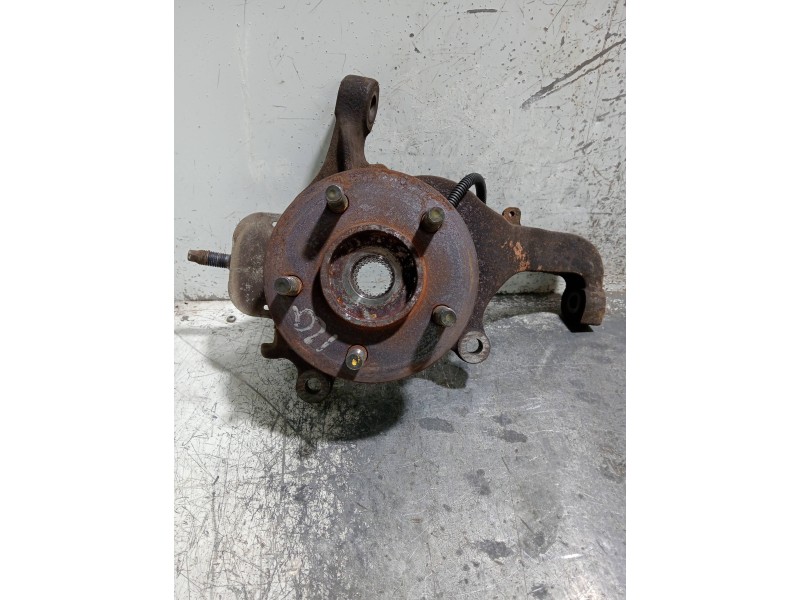 Recambio de mangueta delantera izquierda para jeep cherokee (kj) referencia OEM IAM   