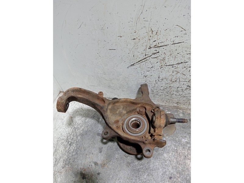 Recambio de mangueta delantera izquierda para jeep cherokee (kj) referencia OEM IAM   