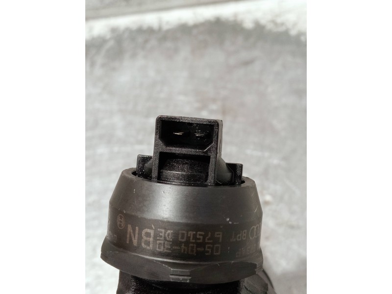 Recambio de inyector para volkswagen caddy ka/kb (2k) referencia OEM IAM 038130073AP 0414720221 BOSCH