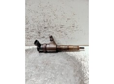 Recambio de inyector para peugeot 208 referencia OEM IAM 0445110339 870689 BOSCH