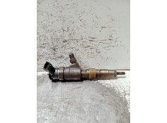 Recambio de inyector para peugeot 207 1.4 hdi referencia OEM IAM 0445110339 870689 BOSCH