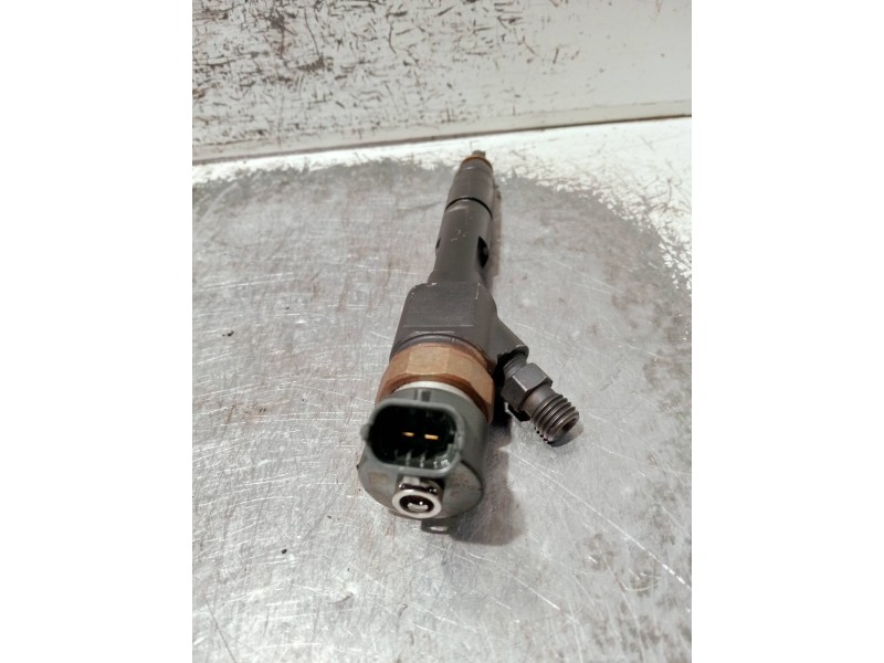 Recambio de inyector para suzuki grand vitara jb (jt) referencia OEM IAM 8200389369 0445110230 BOSCH