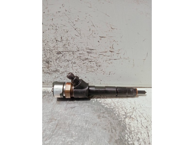 Recambio de inyector para suzuki grand vitara jb (jt) referencia OEM IAM 0445110239 606680 BOSCH