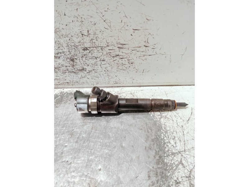 Recambio de inyector para suzuki grand vitara jb (jt) referencia OEM IAM 8200389369 0445110230 BOSCH