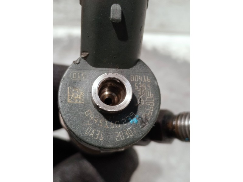 Recambio de inyector para suzuki grand vitara jb (jt) referencia OEM IAM 0445110239 606680 BOSCH