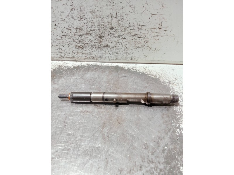 Recambio de inyector para audi a4 avant (8e) referencia OEM IAM 059130201D 0432133805 BOSCH