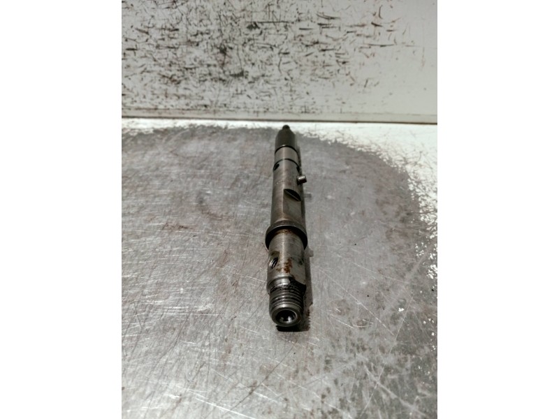 Recambio de inyector para audi a4 avant (8e) referencia OEM IAM 059130201D 0432133805 BOSCH