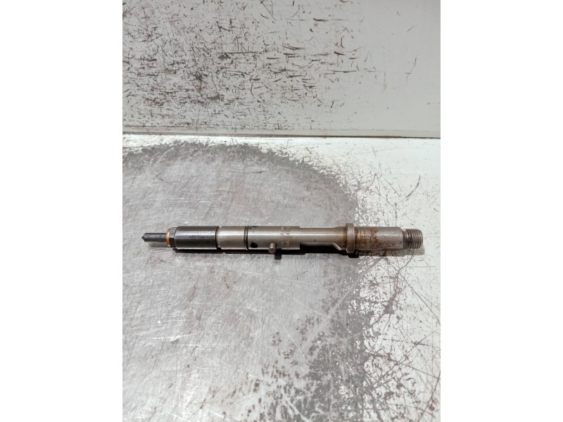 Recambio de inyector para audi a4 avant (8e) referencia OEM IAM 059130201D 0432133805 BOSCH