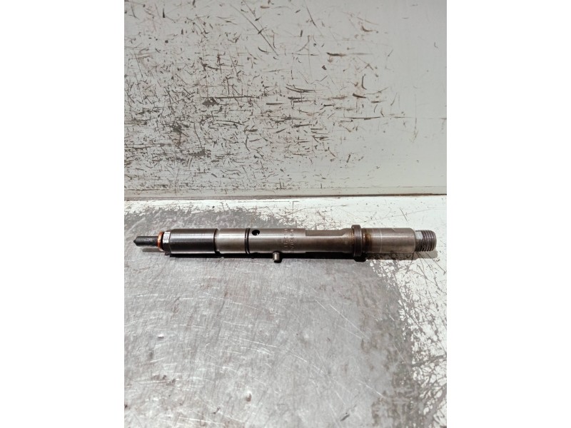 Recambio de inyector para audi a4 avant (8e) referencia OEM IAM 059130201D 0432133805 BOSCH