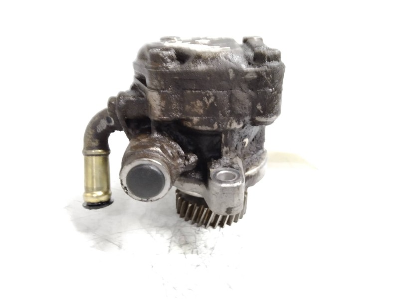 Recambio de bomba direccion para isuzu trooper 3.0 dti cat referencia OEM IAM   