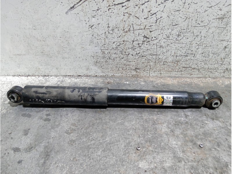 Recambio de amortiguador trasero izquierdo para jeep cherokee (kj) referencia OEM IAM   