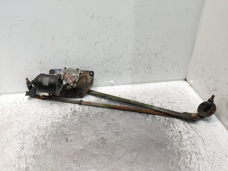 Recambio de motor limpia delantero para isuzu trooper referencia OEM IAM   