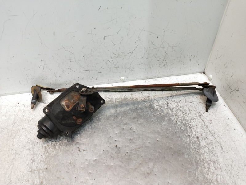 Recambio de motor limpia delantero para isuzu trooper referencia OEM IAM   