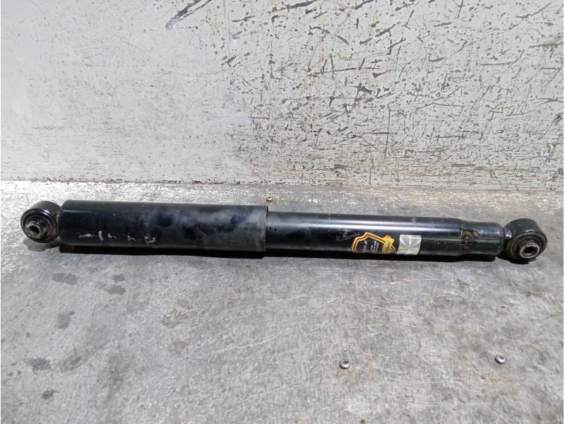 Recambio de amortiguador trasero derecho para jeep cherokee (kj) referencia OEM IAM   