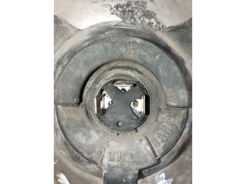 Recambio de faro derecho para isuzu trooper referencia OEM IAM   