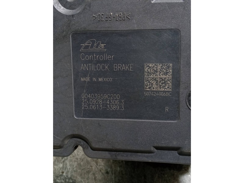 Recambio de abs para jeep cherokee (kj) referencia OEM IAM 25092843063 25061333893 00403959C200 25021203484 P52129438AC