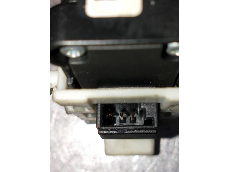 Recambio de mando elevalunas delantero derecho para mercedes clase c (w203) berlina referencia OEM IAM A2038200210  