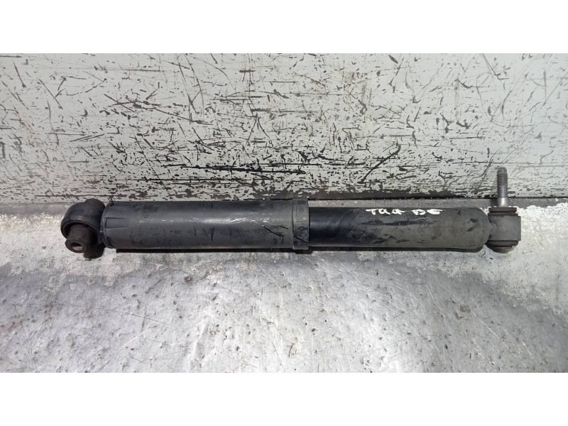 Recambio de amortiguador trasero derecho para renault kadjar experience referencia OEM IAM 562104EA2A  