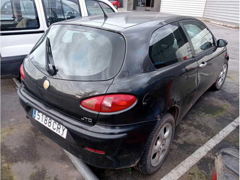alfa romeo 147 (190) del año 2000