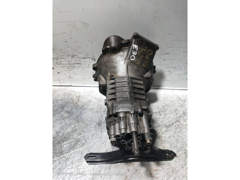 Recambio de caja cambios para bmw serie 3 berlina (e30) 320i referencia OEM IAM 197877AD  