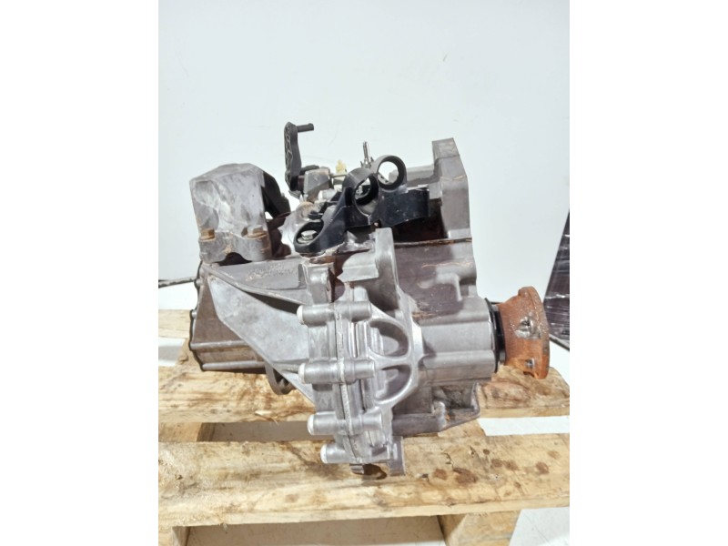 Recambio de caja cambios para audi a3 sportback (8ya) s-line referencia OEM IAM VCS 030323 48 FM6C9013 0355 6V