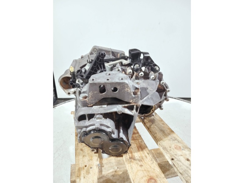 Recambio de caja cambios para audi a3 sportback (8ya) s-line referencia OEM IAM VCS 030323 48 FM6C9013 0355 6V