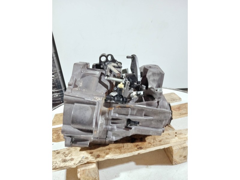 Recambio de caja cambios para audi a3 sportback (8ya) s-line referencia OEM IAM VCS 030323 48 FM6C9013 0355 6V