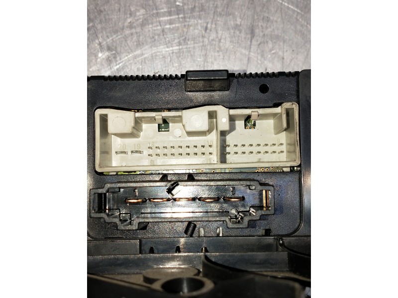 Recambio de mando calefaccion / aire acondicionado para volkswagen caddy ka/kb (2k) referencia OEM IAM   