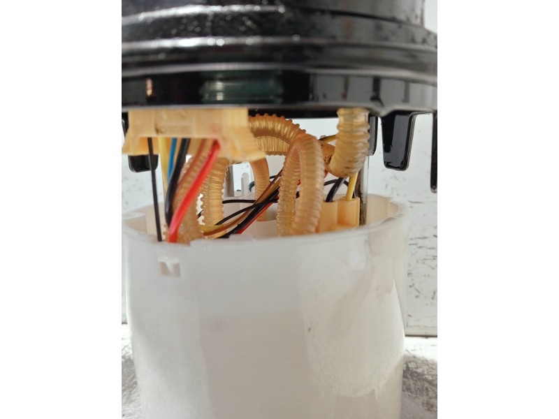 Recambio de bomba combustible para citroen c-elysée referencia OEM IAM 9811336680 A2C94382200 