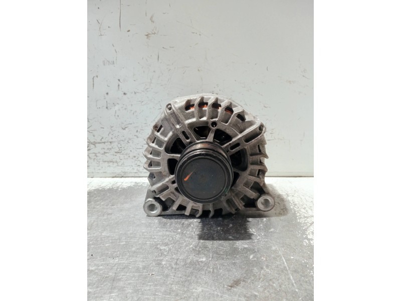 Recambio de alternador para citroen c-elysée referencia OEM IAM 9810525380 2624310C TG15S218