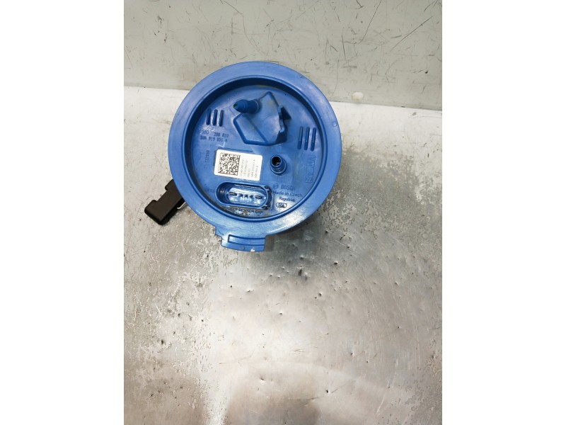 Recambio de bomba combustible para audi a3 sportback (8ya) s-line referencia OEM IAM 5WA919051A 5Q0444B BOSCH