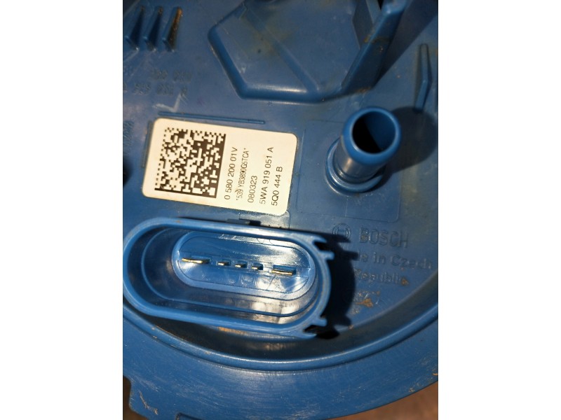 Recambio de bomba combustible para audi a3 sportback (8ya) s-line referencia OEM IAM 5WA919051A 5Q0444B BOSCH