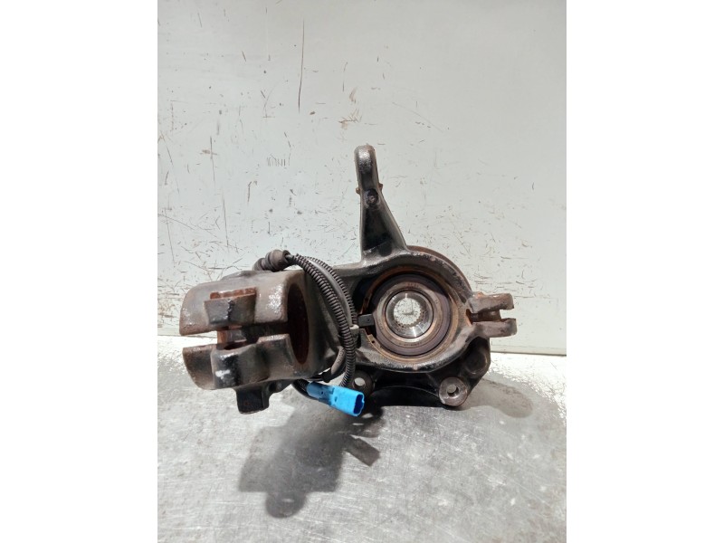 Recambio de mangueta delantera derecha para citroen c-elysée referencia OEM IAM   